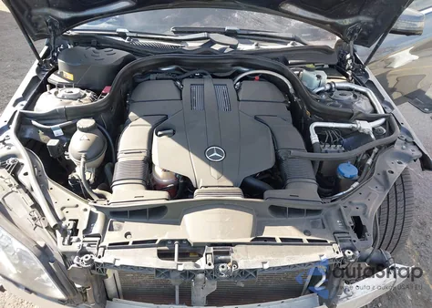 2015 Mercedes-Benz E 400 z USA, uszkodzony, nr VIN WDDHF6FB8FB162782